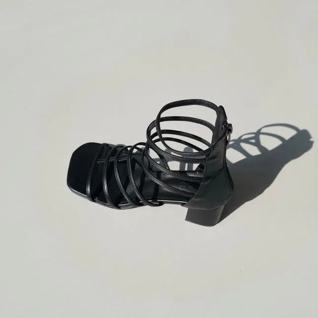 [ Pre-order ] Gladiator Ankle Sandals