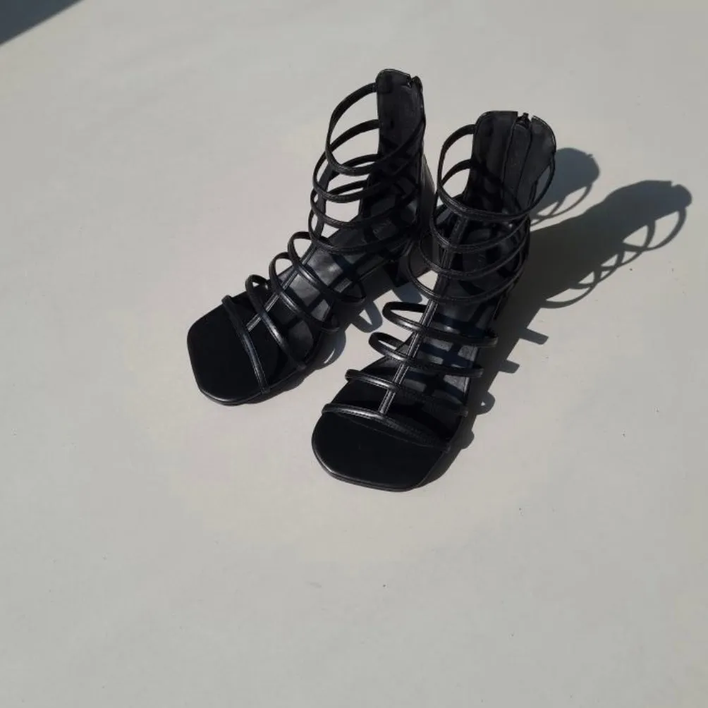 [ Pre-order ] Gladiator Ankle Sandals