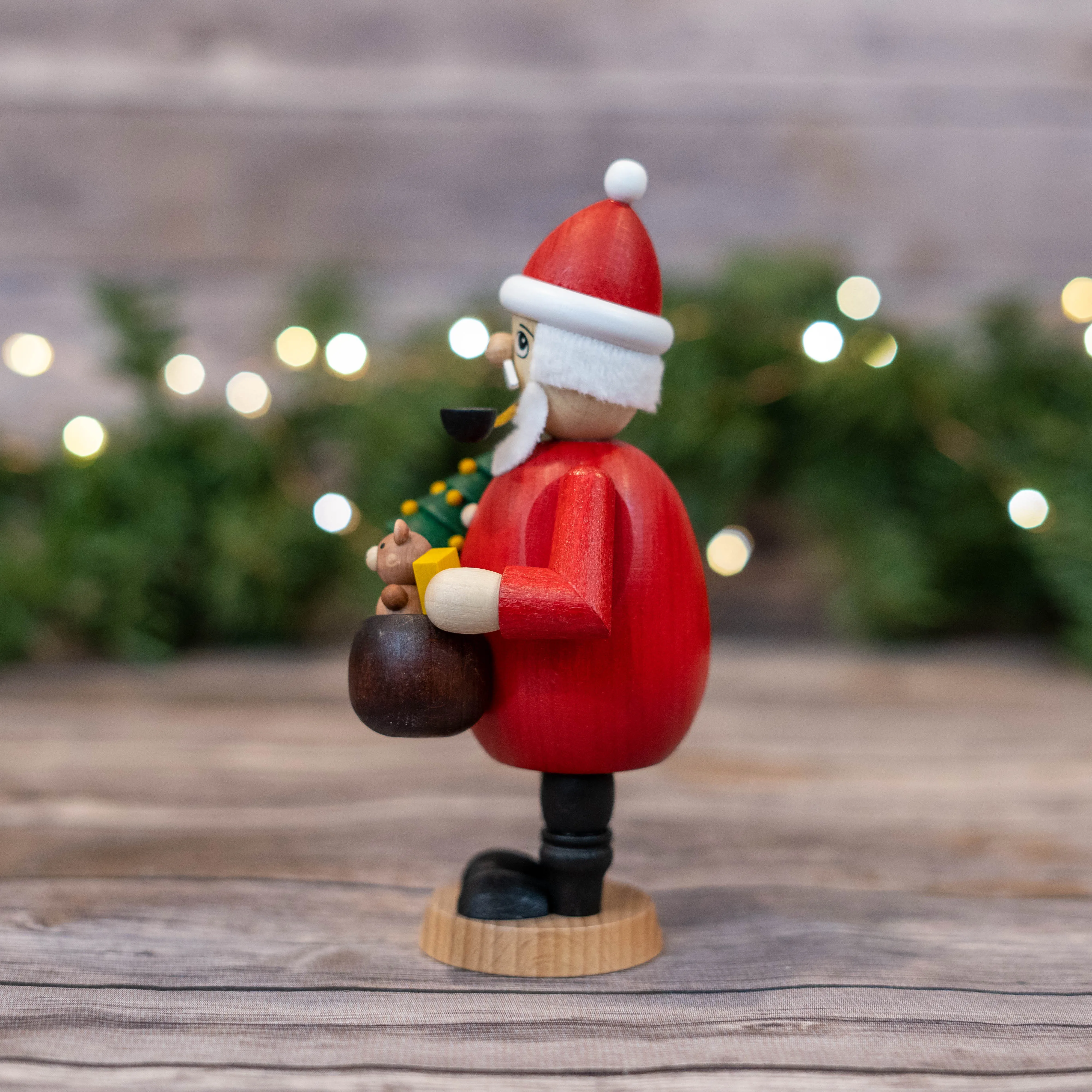 Smoker - Santa Claus with Teddy and Christmas Tree